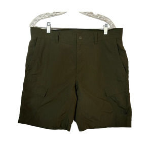 The North Face Mens Cargo Shorts 34 Green Nylon Fishing Camping Hiking Pockets